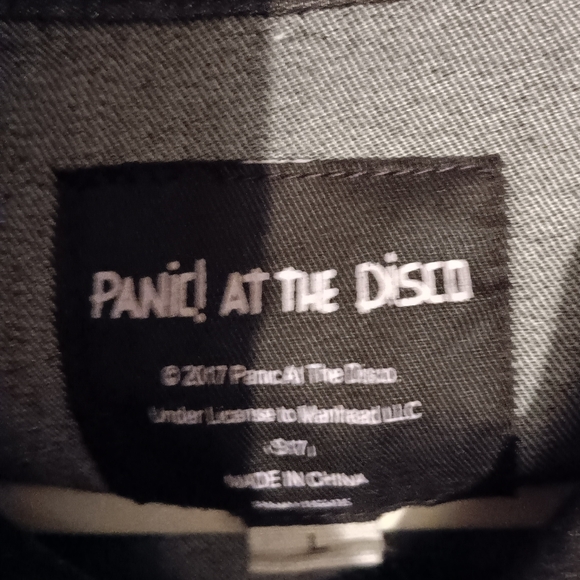 PANIC AT THE DISCO SIZE L - Picture 3 of 5